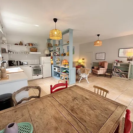 Petite Maison A Loree Du Bois