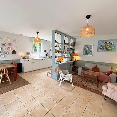 Petite Maison A Loree Du Bois Sillery