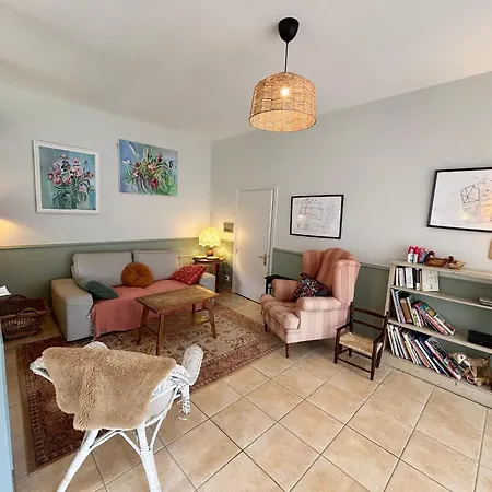 Petite Maison A Loree Du Bois *